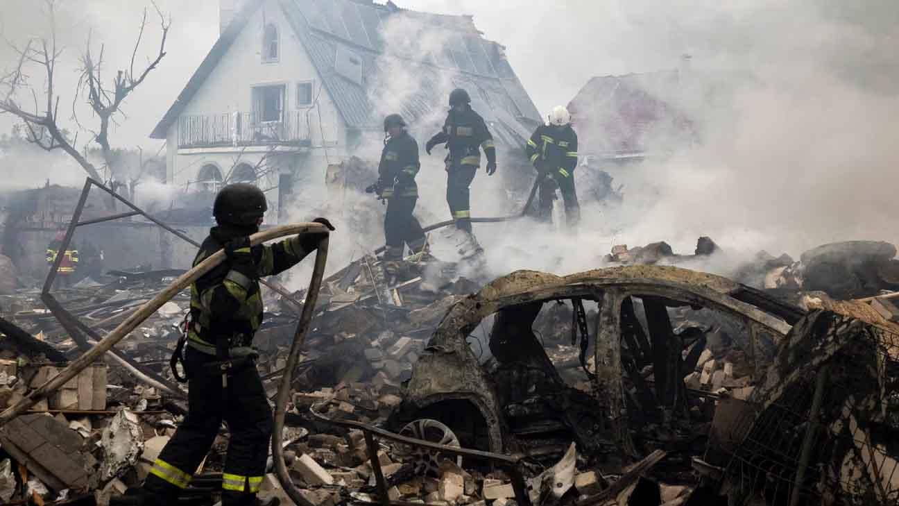 Russia Launches Massive Overnight Air Attack on Ukraine, Killing at Least 12 (2).jpg
